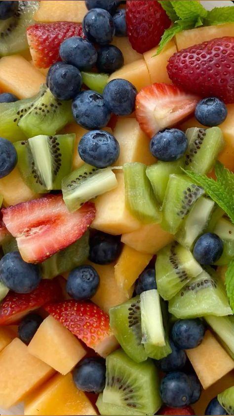 Green Patchwork: Vibrant Veggie Mosaic